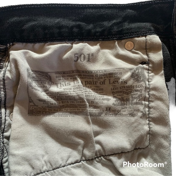 Levis 501 Black Raw Hem Jean Shorts - Picture 9 of 10